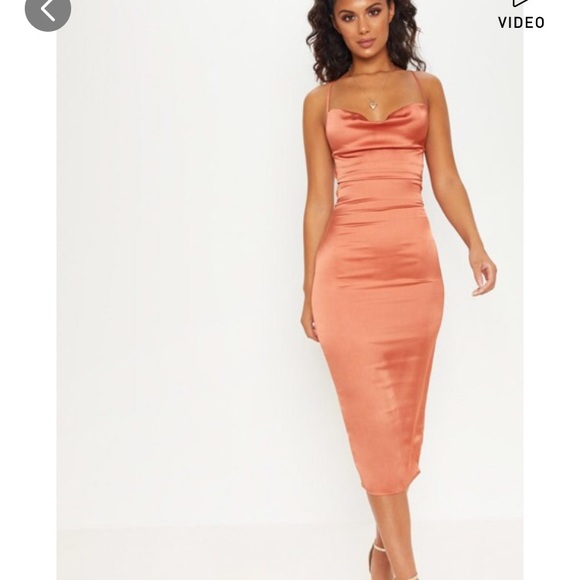 Silk dress - Picture 2 of 2